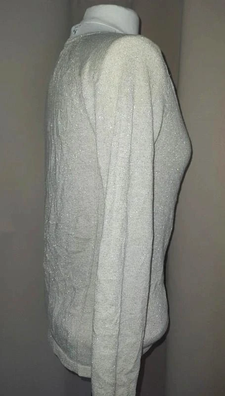 Light sparkling V-neck sweater women’s size 38 - M – photo 4